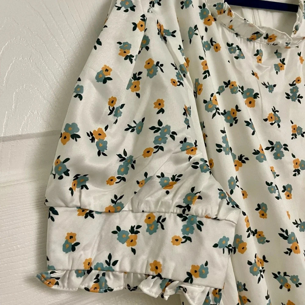 NWT Sister Jane Wild Flower Tiered Maxi Dress in Ivory/Yellow/Blue - Picture 5 of 6